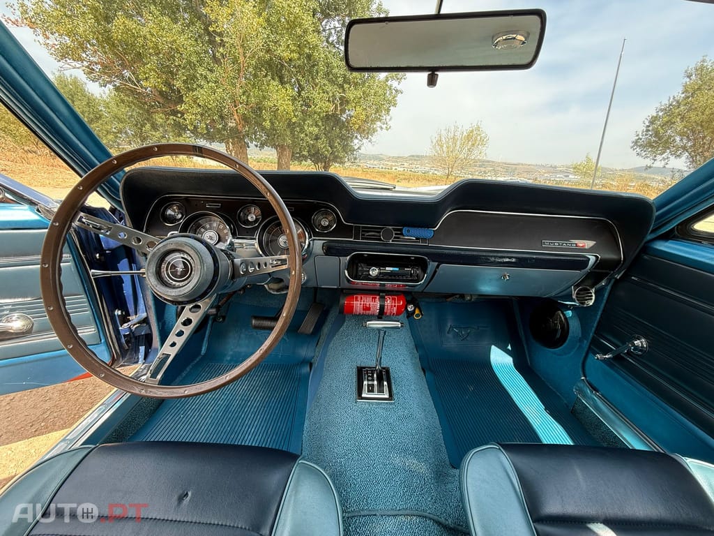 Ford Mustang 289