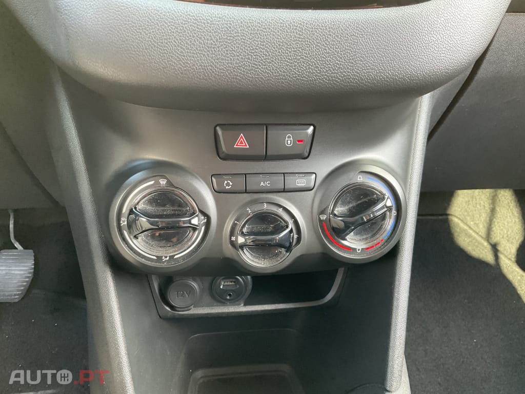 Peugeot 208 1.2 VTi Active