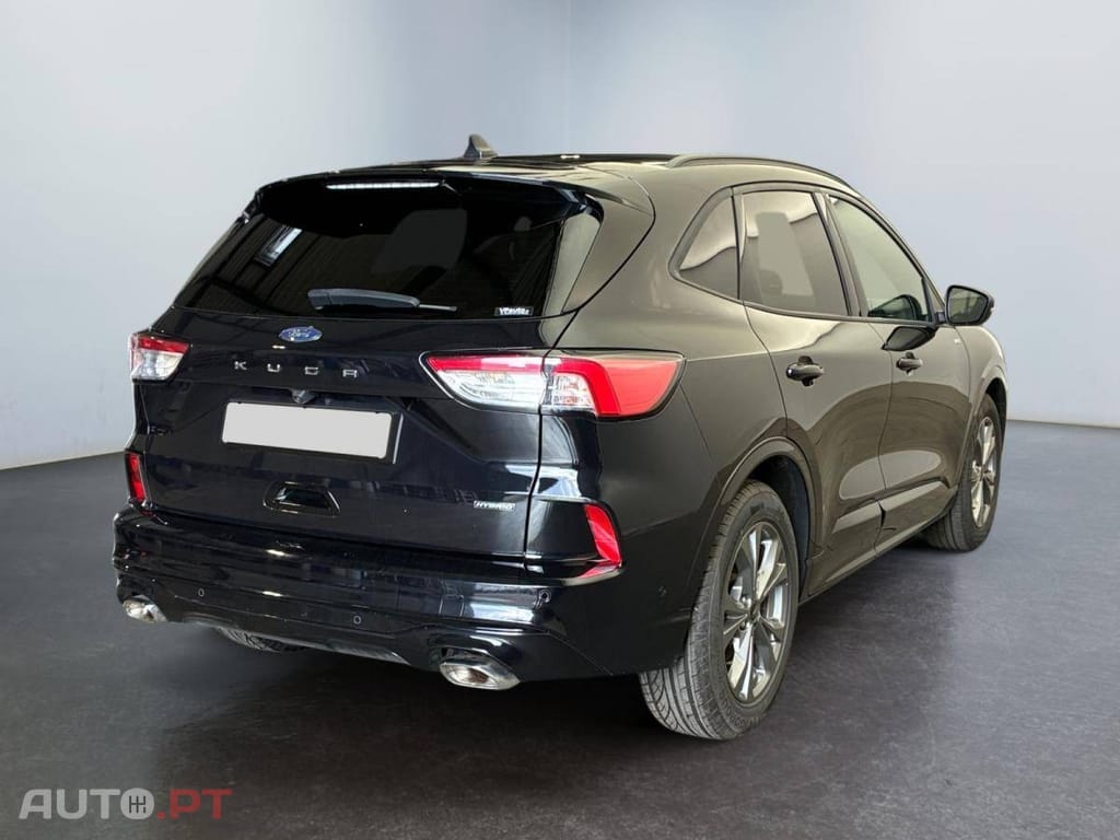 Ford Kuga 2.5 FlexiFuel FHEV ST-Line
