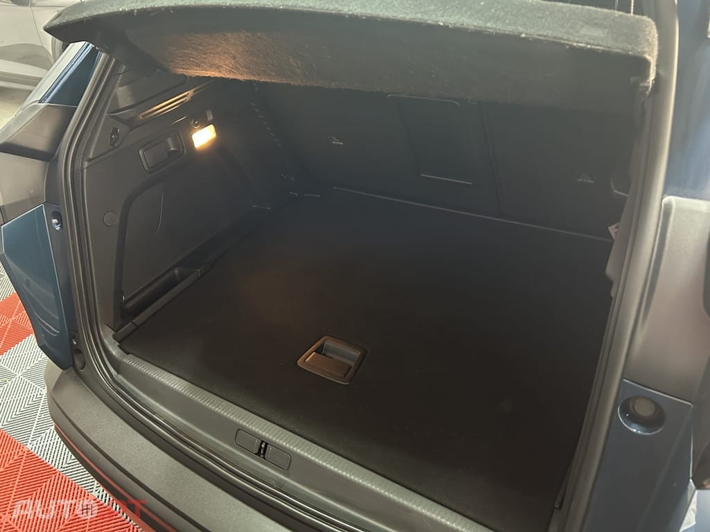 Peugeot 3008 1.2 PureTech Allure EAT8