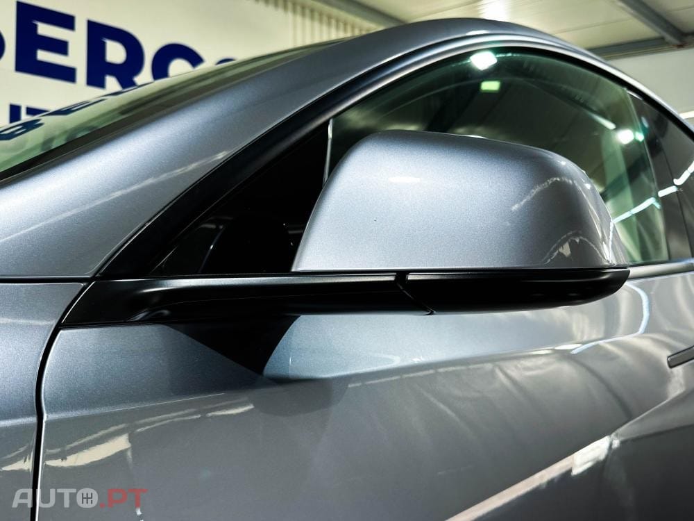 Tesla Model Y Long Range Dual Motor AWD