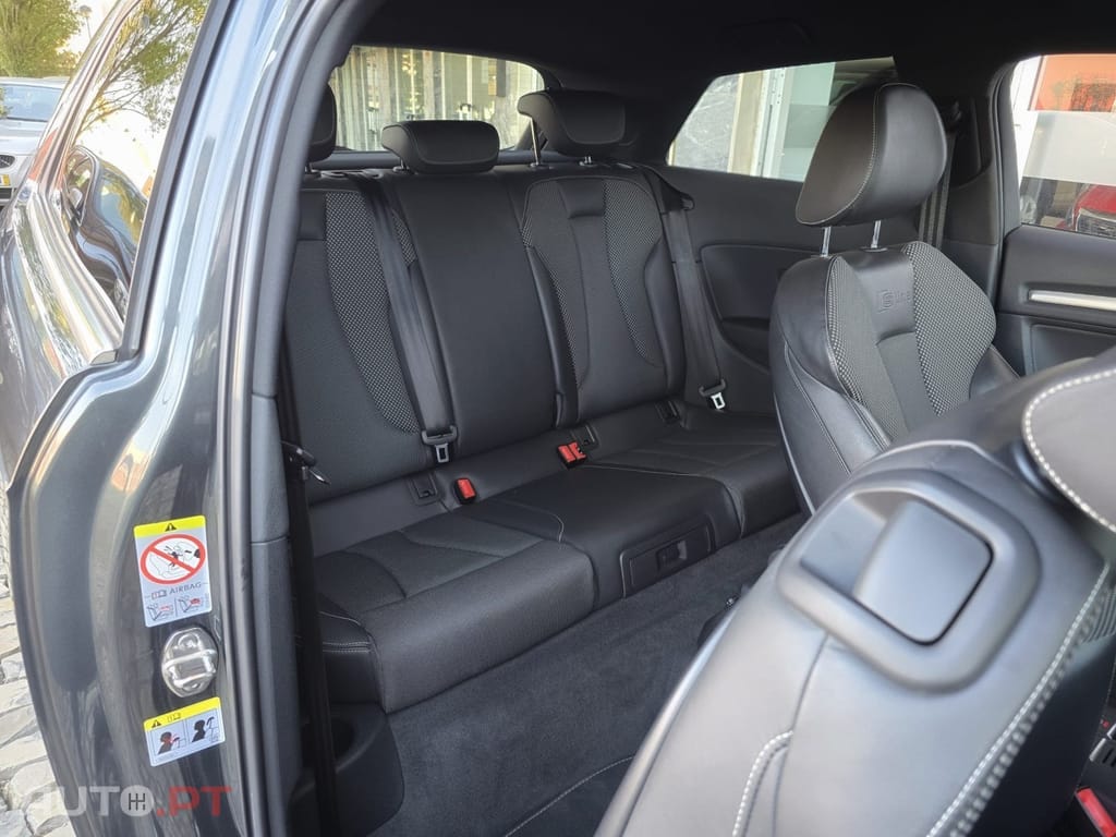 Audi A3 2.0 TDI quattro S line Sport Pack
