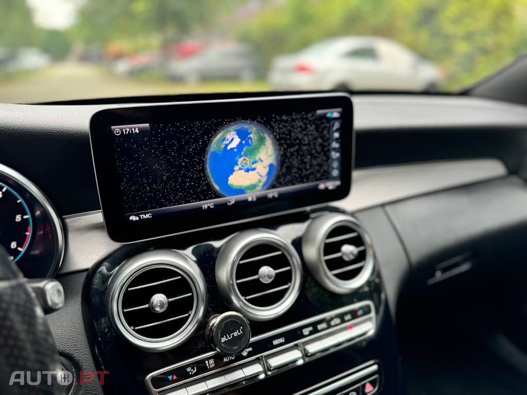 Mercedes-Benz C 220 d AMG Line