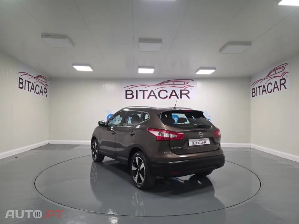 Nissan Qashqai 1.5 dCi N-Connecta Led