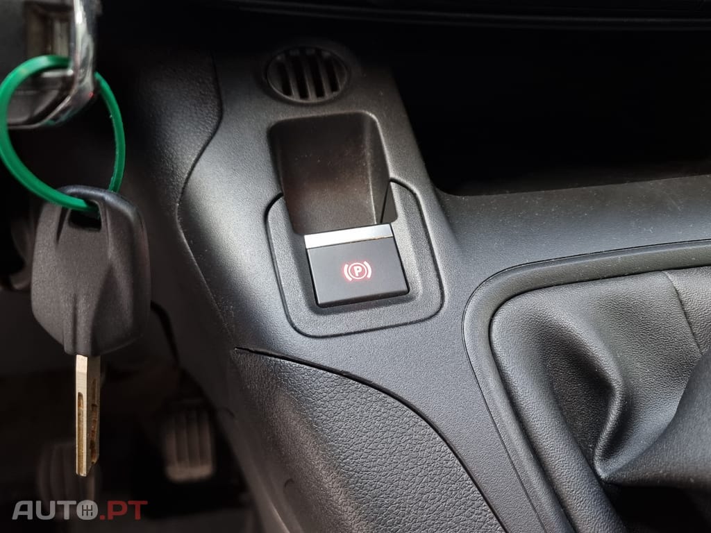 Peugeot Partner 1.5 BlueHDi Premium Standard