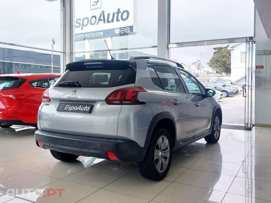 Peugeot 2008 1.5 BlueHDi Signature