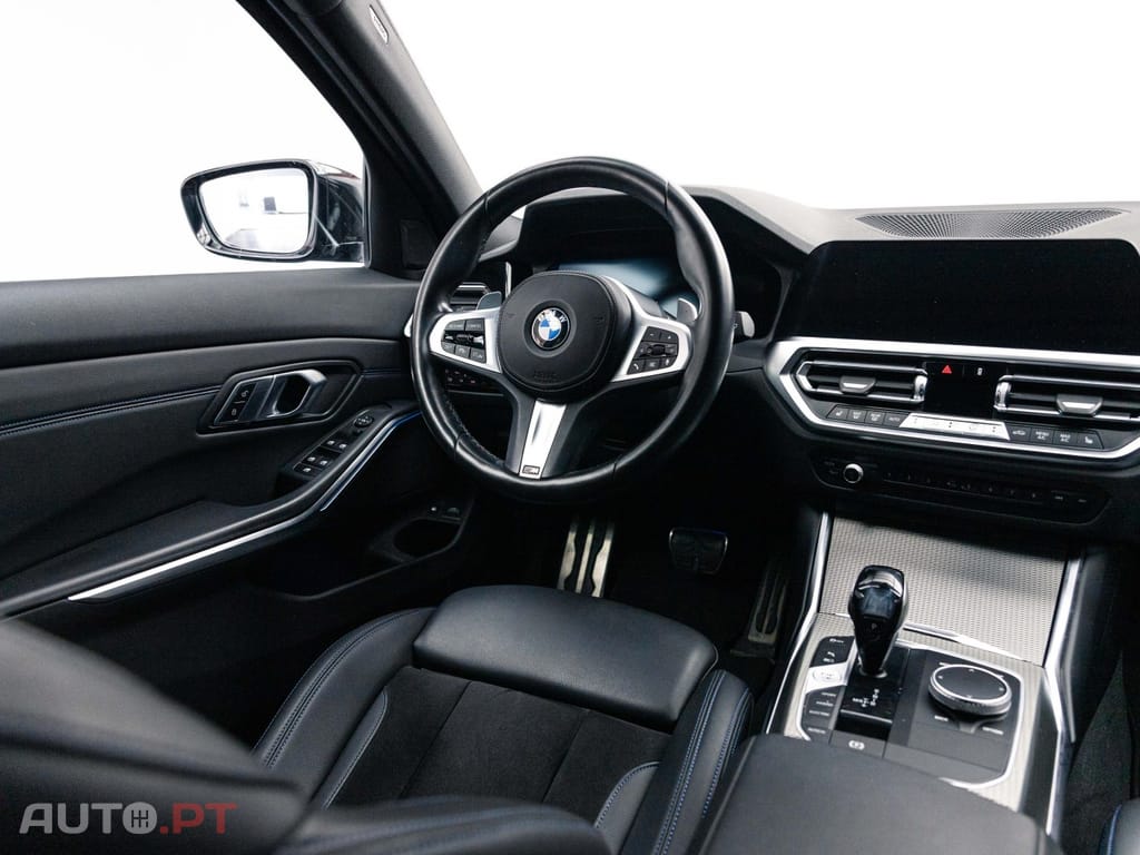 BMW 330 e Touring Pack M Auto