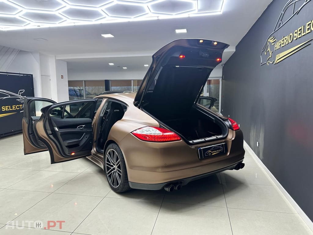 Porsche Panamera Platinum Edition