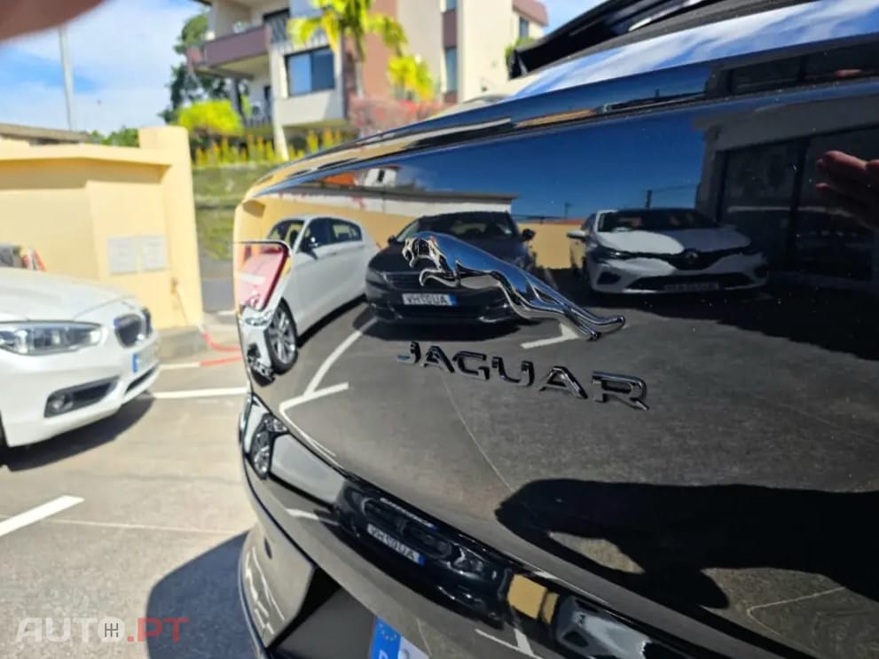 Jaguar I-Pace EV400 R-Dynamic SE AWD
