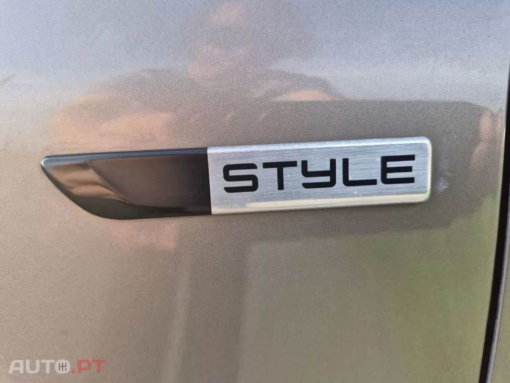 Peugeot 2008 1.2 PureTech Style