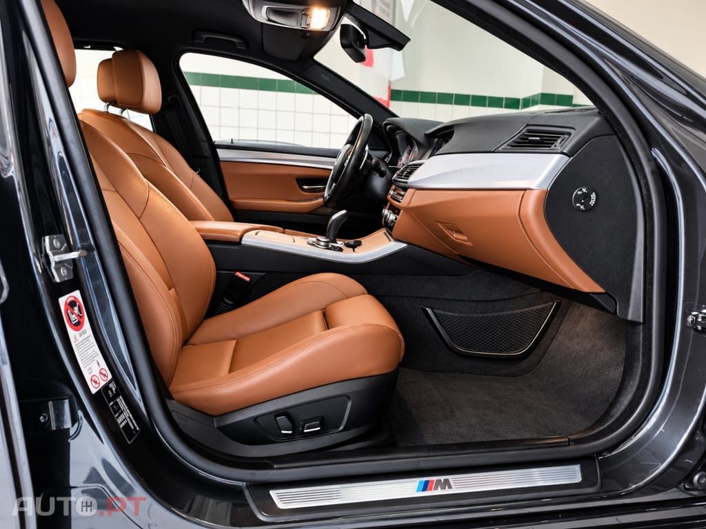 BMW 535 d xDrive Pack M Auto