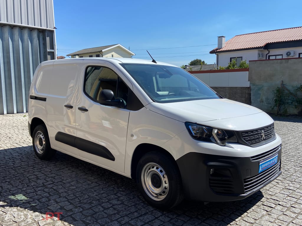 Peugeot Partner 1.6 HDI L1  100cv Carplay  Nacional