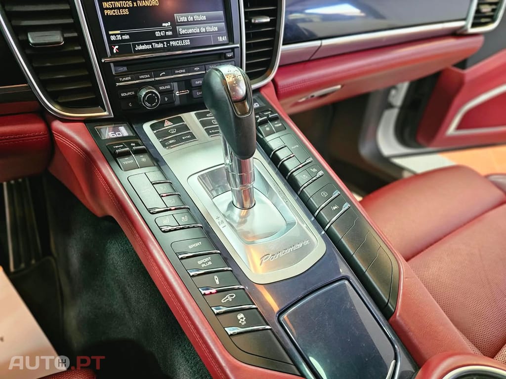Porsche Panamera Platinium Edition