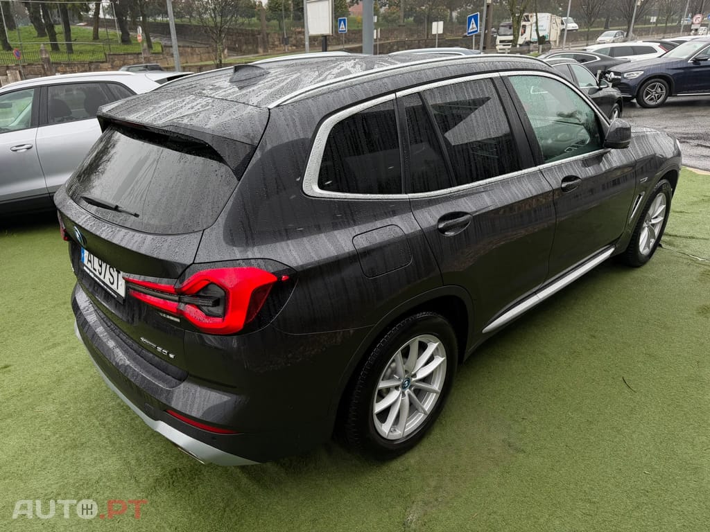BMW X3 30 e xDrive Advantage