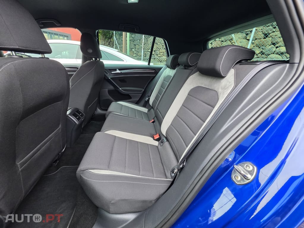 Volkswagen Golf R 4Motion BlueMotion