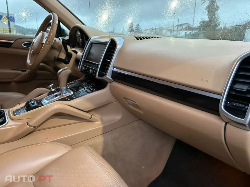 Porsche Cayenne II Platinium Edition