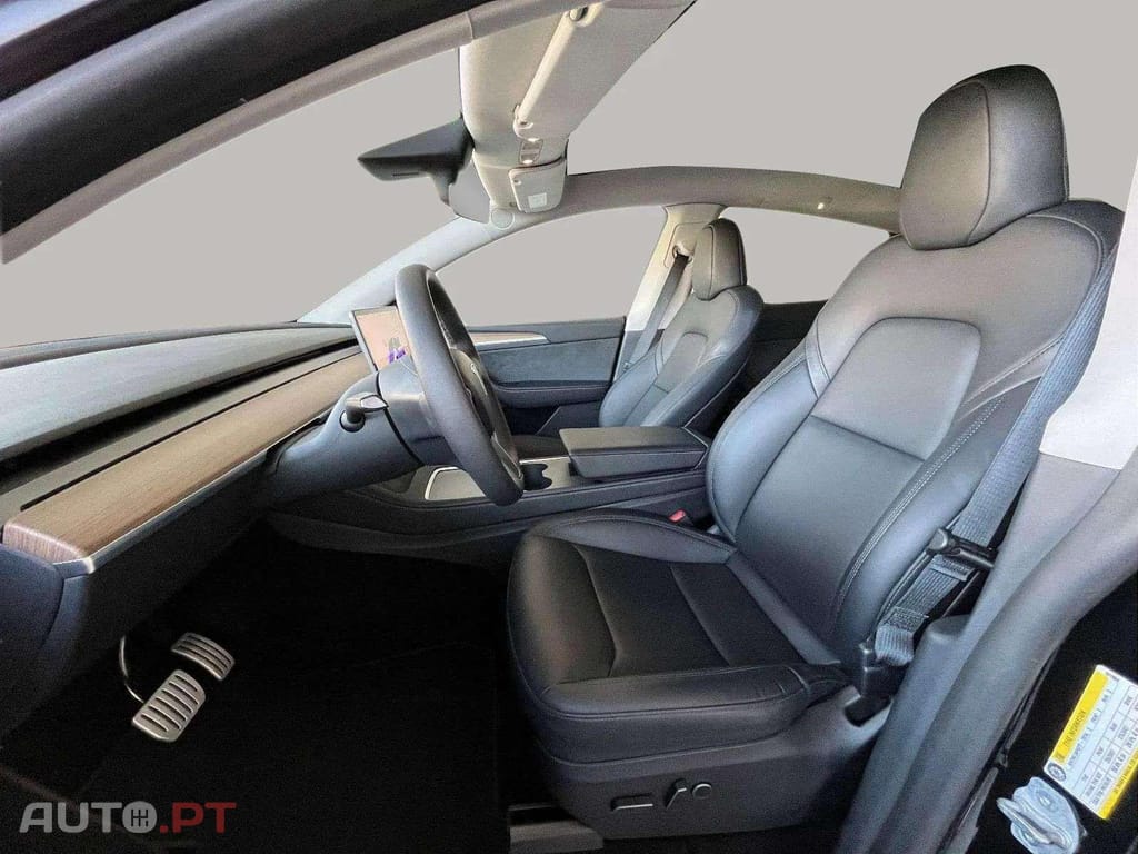 Tesla Model Y I.V.A DEDUTÍVEL Performance Dual Motor AWD