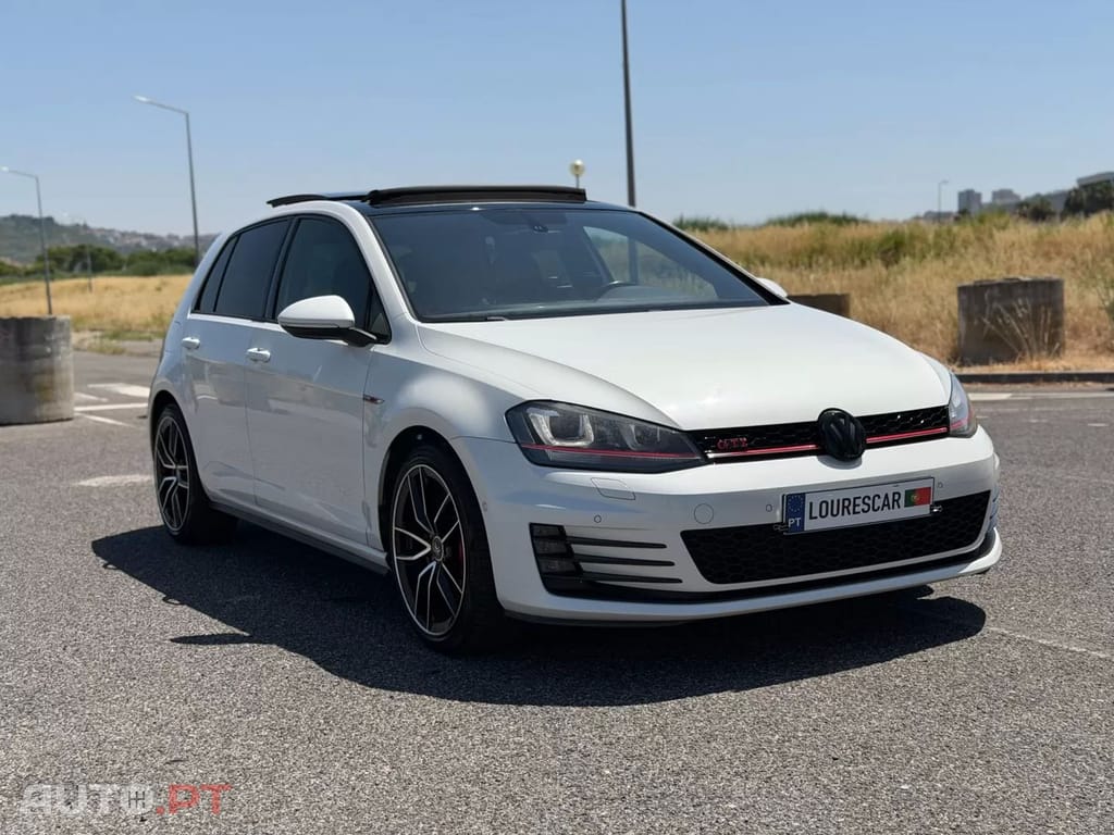 Volkswagen Golf 2.0 TSi GTi DSG Performance