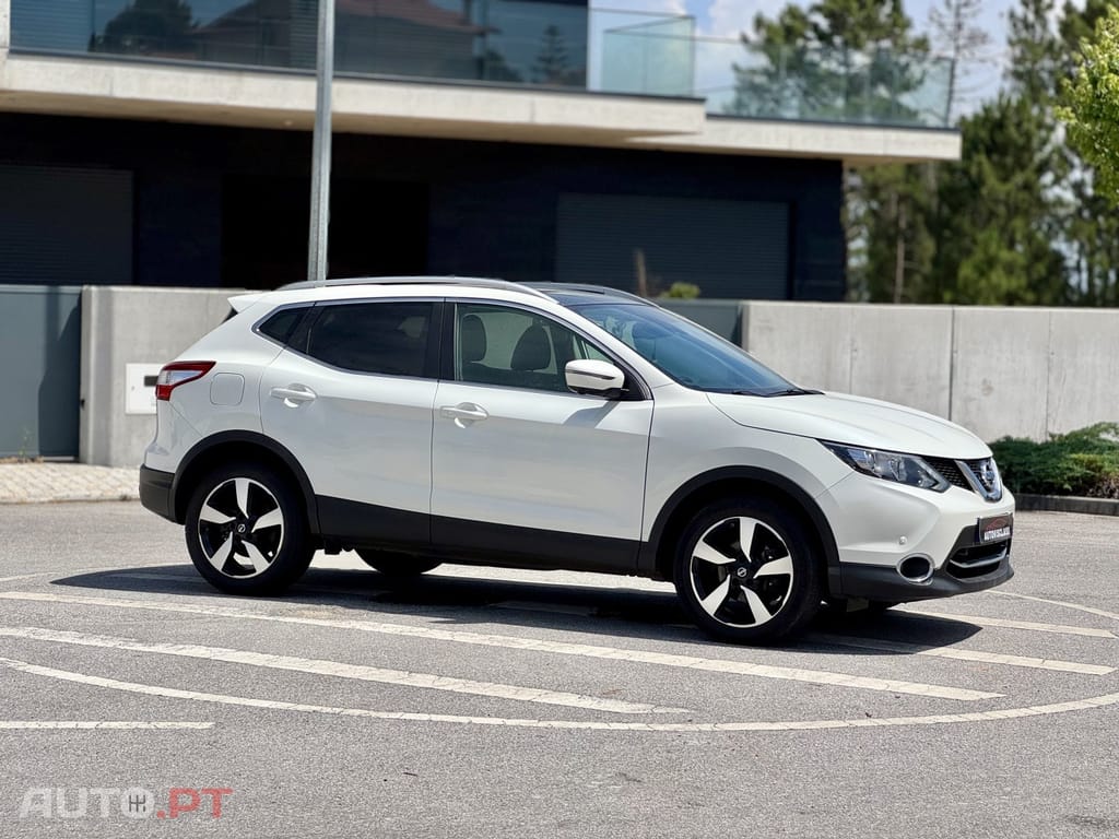 Nissan Qashqai 1.6 dCi N-Connecta
