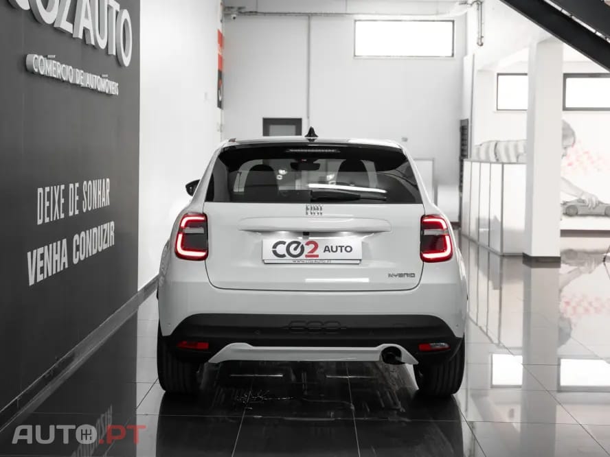 Fiat 600 1.2 Hybrid La Prima