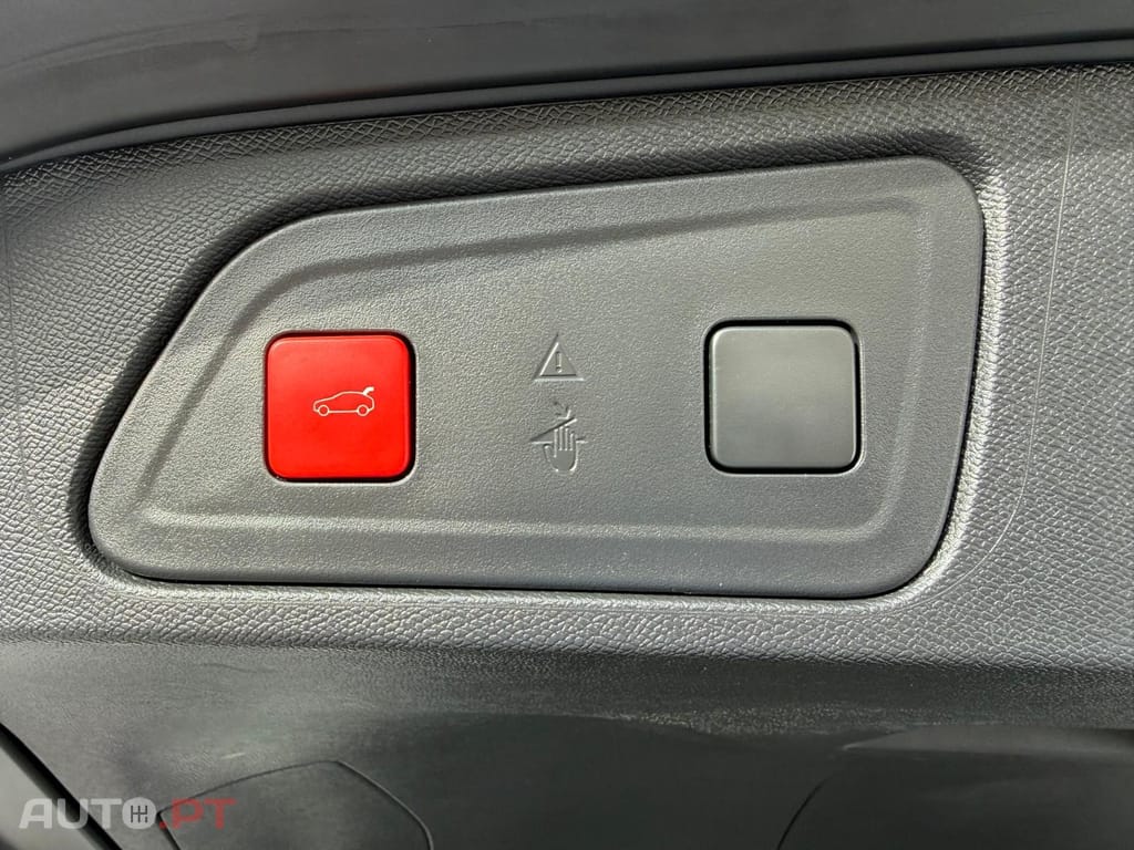 Citroen C5 Aircross 1.6 Hybrid Shine e-EAT8