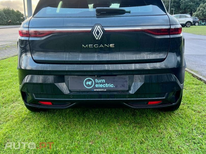 Renault Mégane E-Tech EV60 220hp optimum charge Equilibre