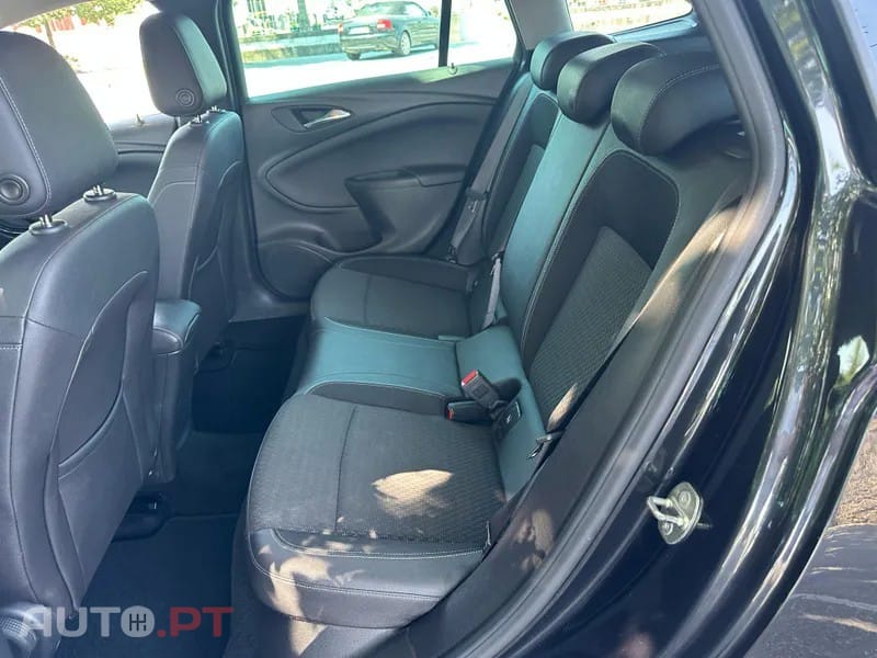 Opel Astra Sports Tourer 1.6 CDTi Cosmo S/S J18