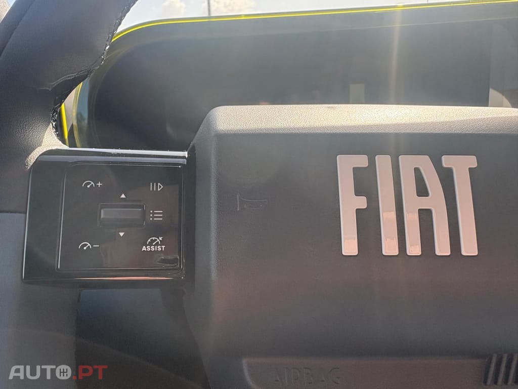 Fiat Grande Panda 1.2 Hybrid La Prima eDCT