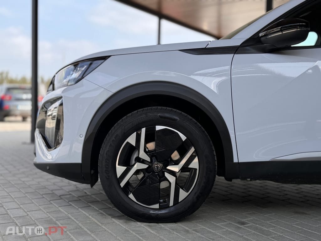 Peugeot 2008 1.2 PureTech Allure