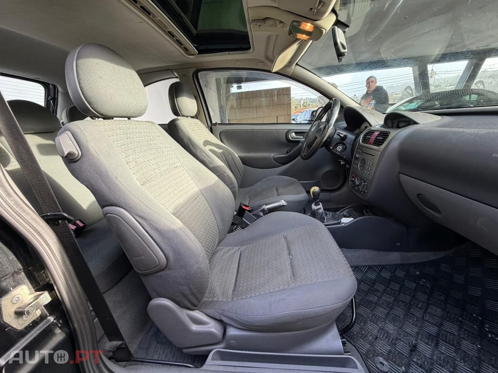 Opel Corsa 1.2 16V Sport