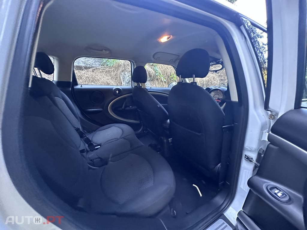 MINI Countryman One D
