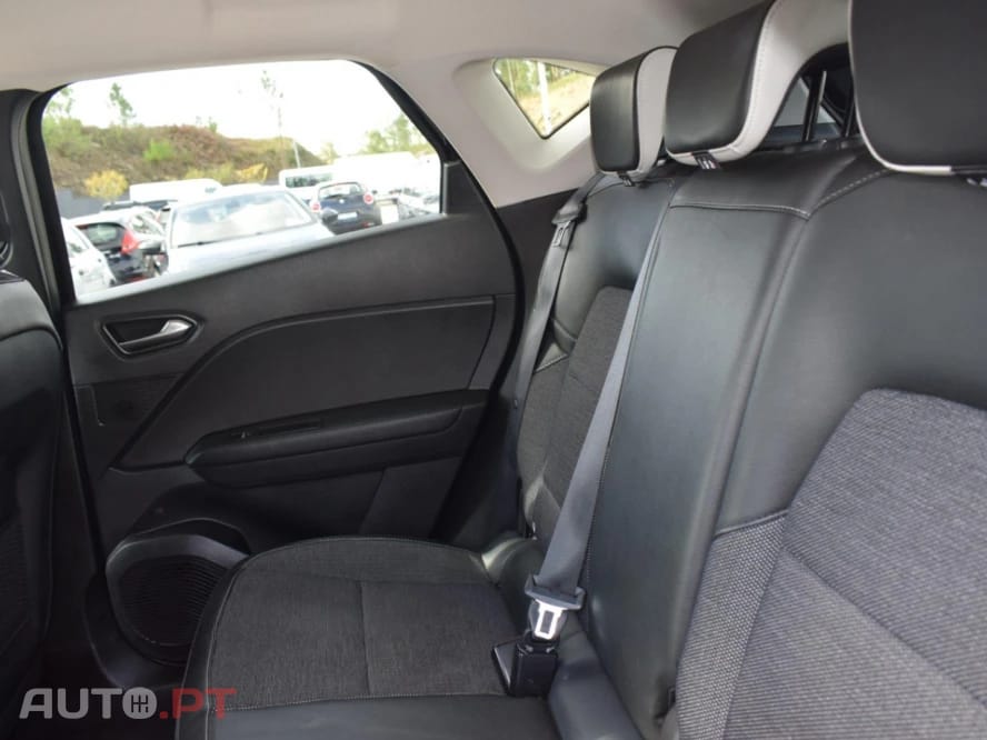 Renault Captur 1.0 TCe Exclusive