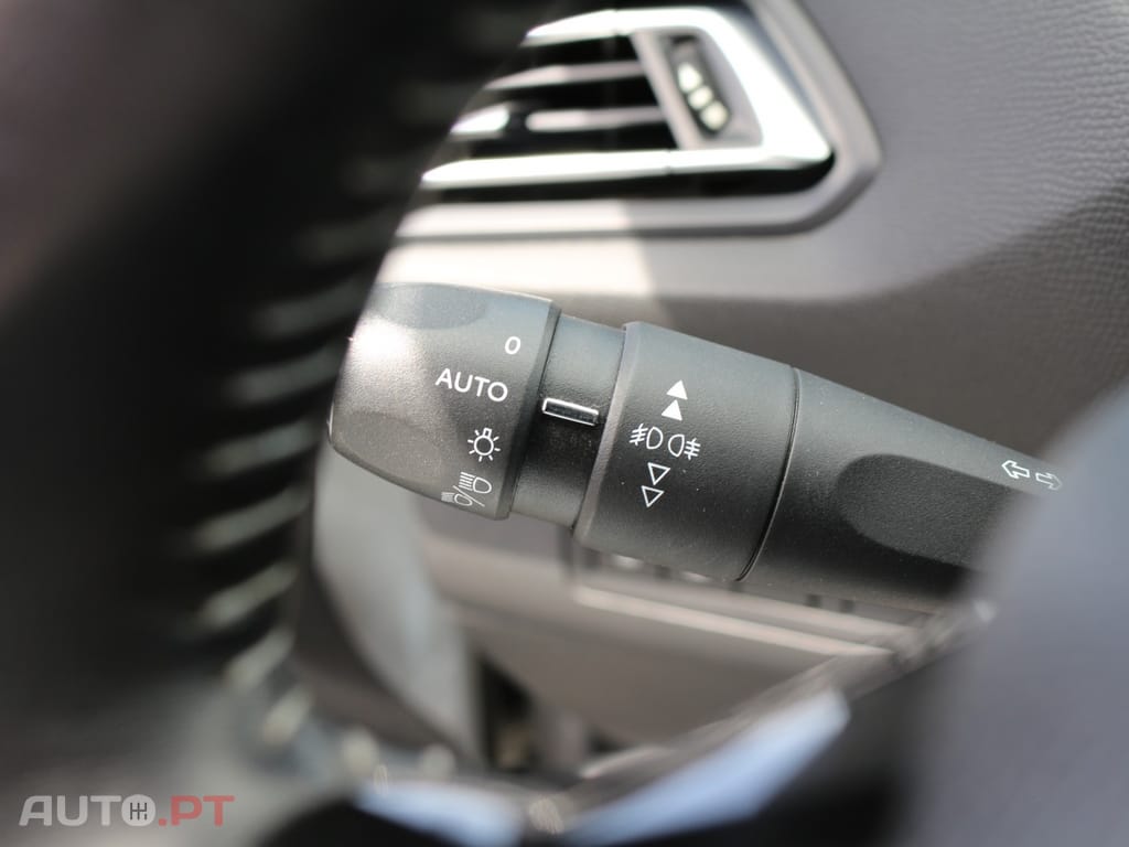 Peugeot 308 1.6 BlueHDi Allure