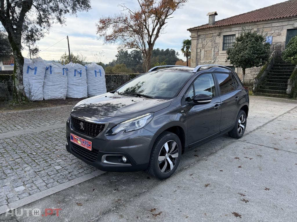 Peugeot 2008 1.2 PureTech Allure