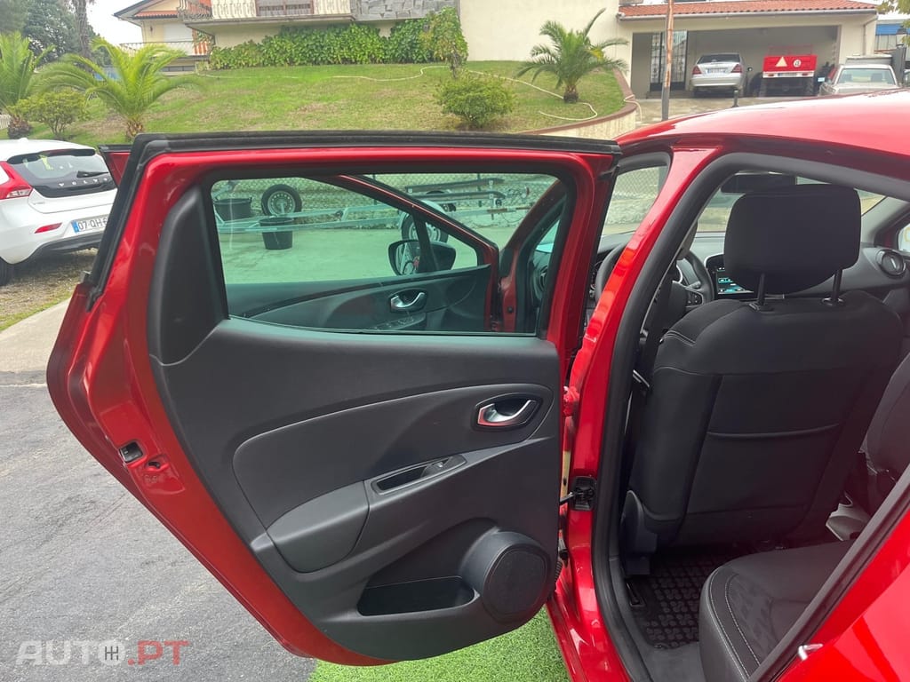 Renault Clio (Energy) TCe 90 Start & Stop LIMITED