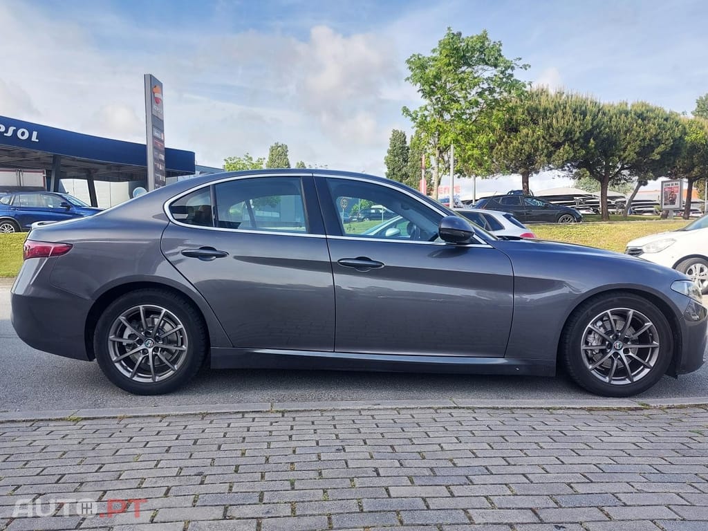 Alfa Romeo Giulia 2.2 D 