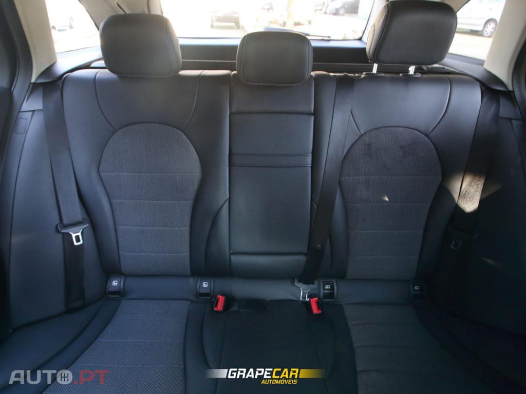 Mercedes-Benz C 200 Avantgarde- Pack Night