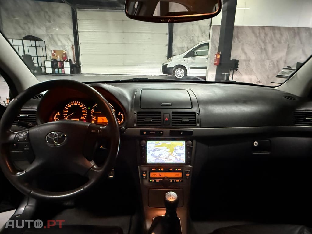 Toyota Avensis 2.0 D-4D Sedan de 2006