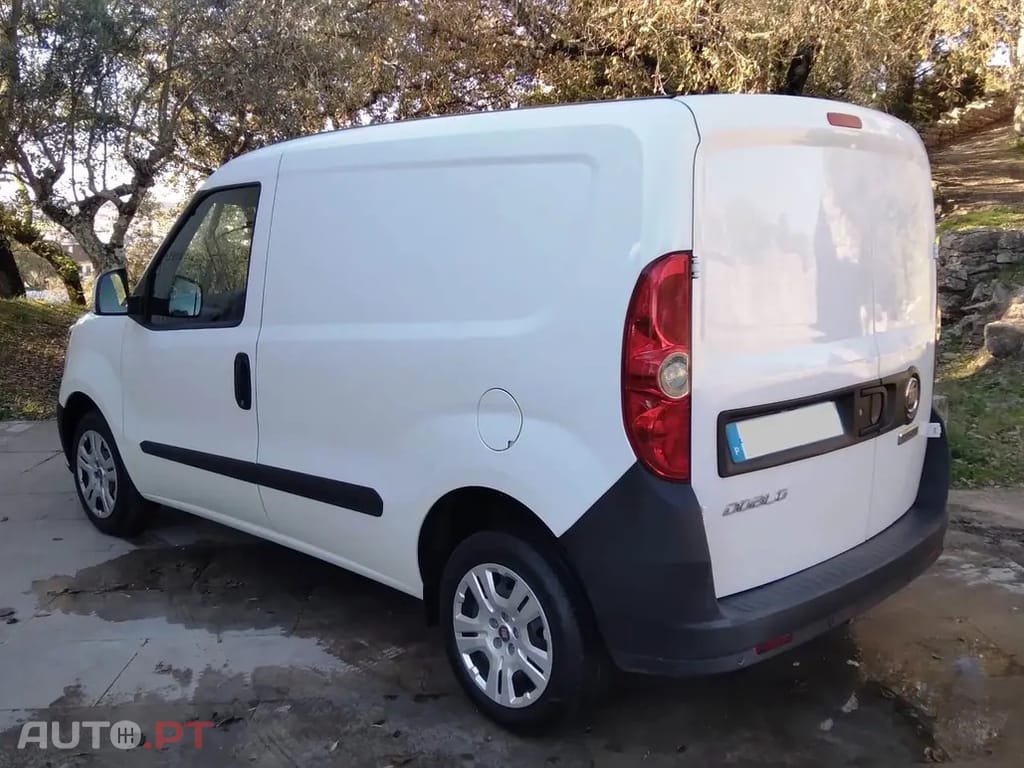 Fiat Doblo CARGO 1.3 M-JET EASY 3 Lugares 95cv C/IVA
