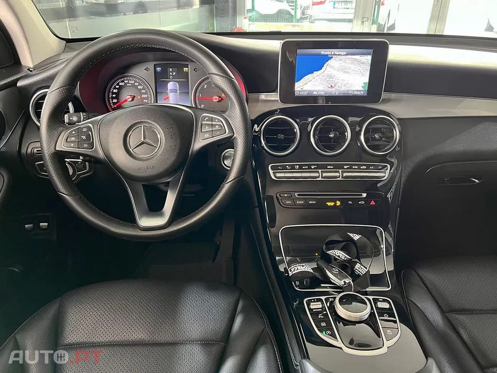 Mercedes-Benz GLC 220 D 4MATIC 9GTRONIC