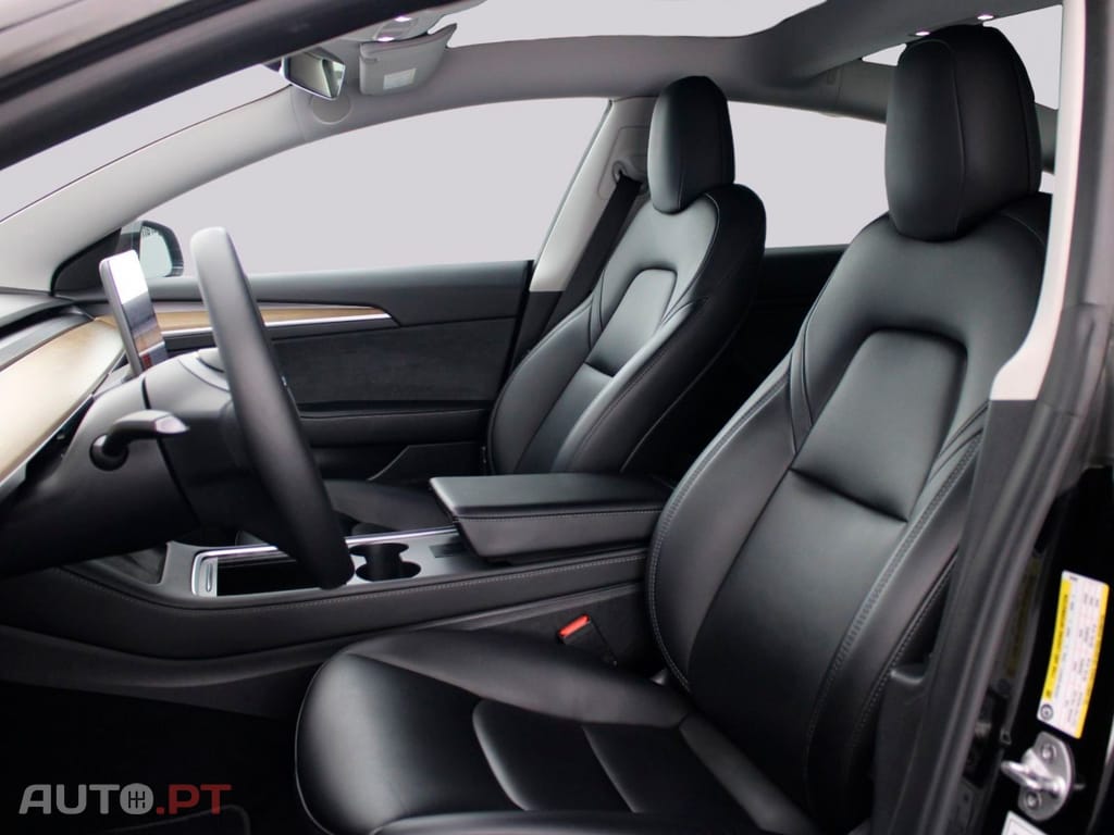 Tesla Model 3 LONG RANGE I.V.A DEDUTÍVEL 