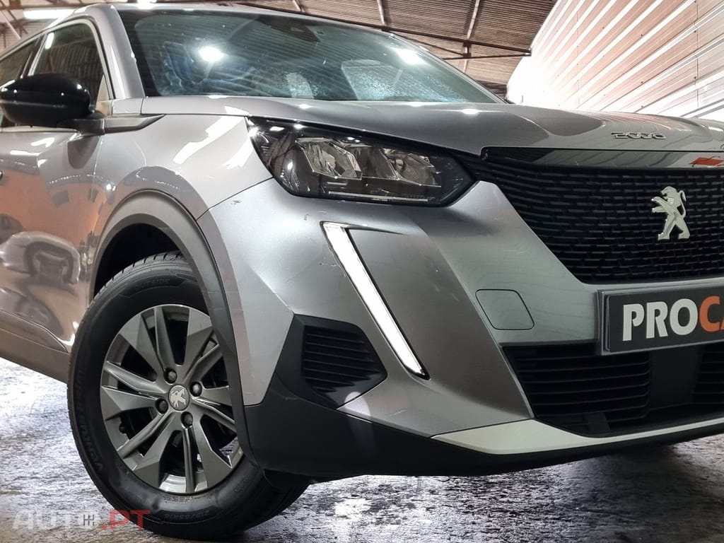 Peugeot 2008 1.2 PureTech Active Pack