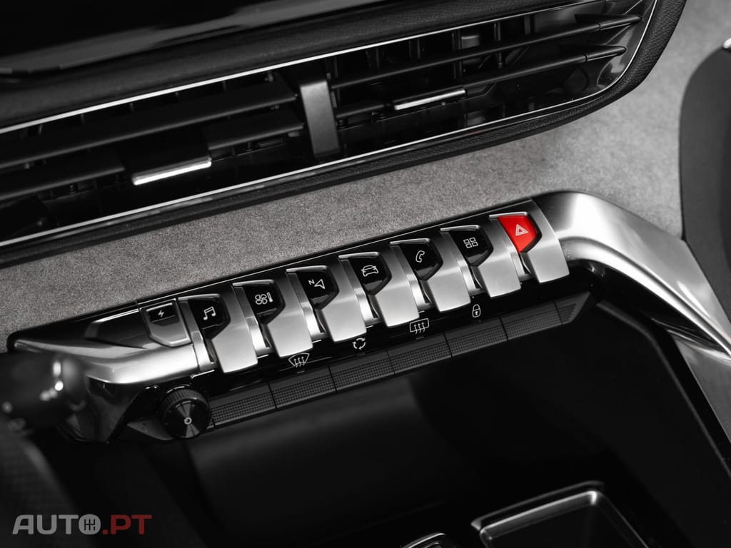 Peugeot 3008 1.6 Hybrid GT Pack e-EAT8