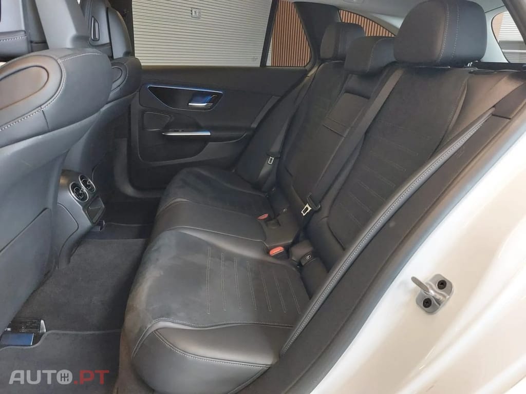 Mercedes-Benz C 300 e AMG Line