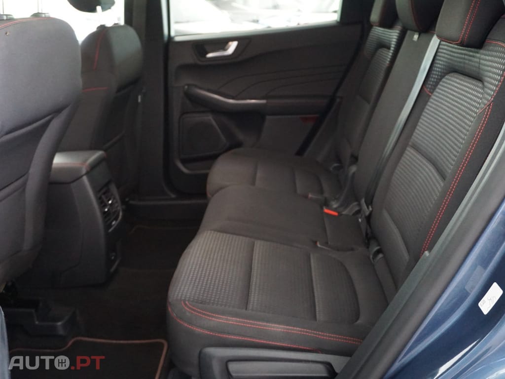 Ford Kuga 1.5 EcoBoost ST-LINE X