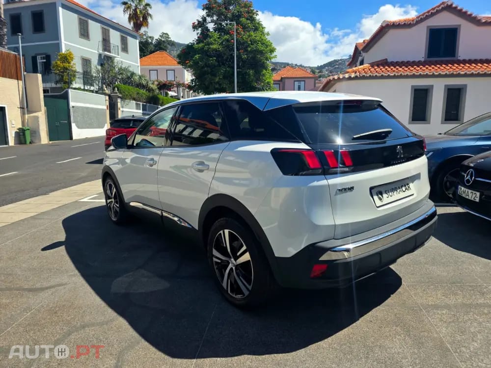Peugeot 3008 1.2 PureTech Allure