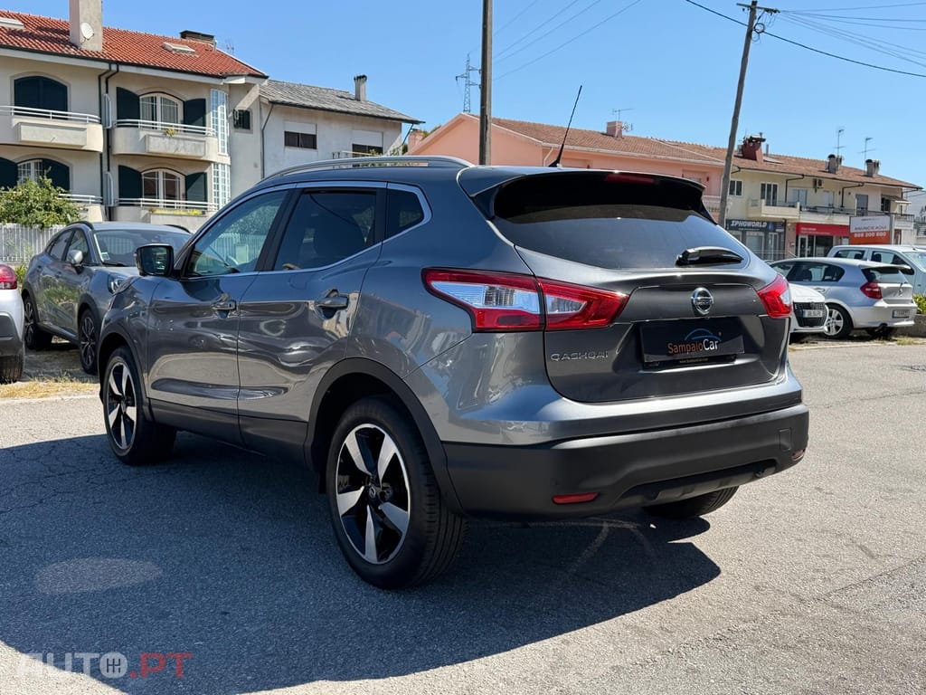 Nissan Qashqai 1.2 DIG-T N-Connecta 18