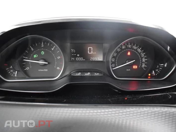 Peugeot 2008 1.5 BlueHDi Style