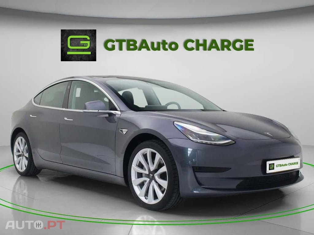 Tesla Model 3  Standard RWD Plus  AUTOPILOT