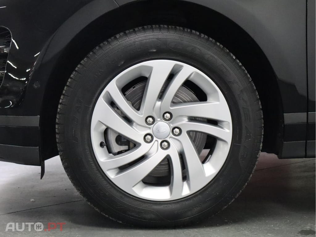Land Rover Evoque 1.5 P300e AWD R-Dynamic S Auto